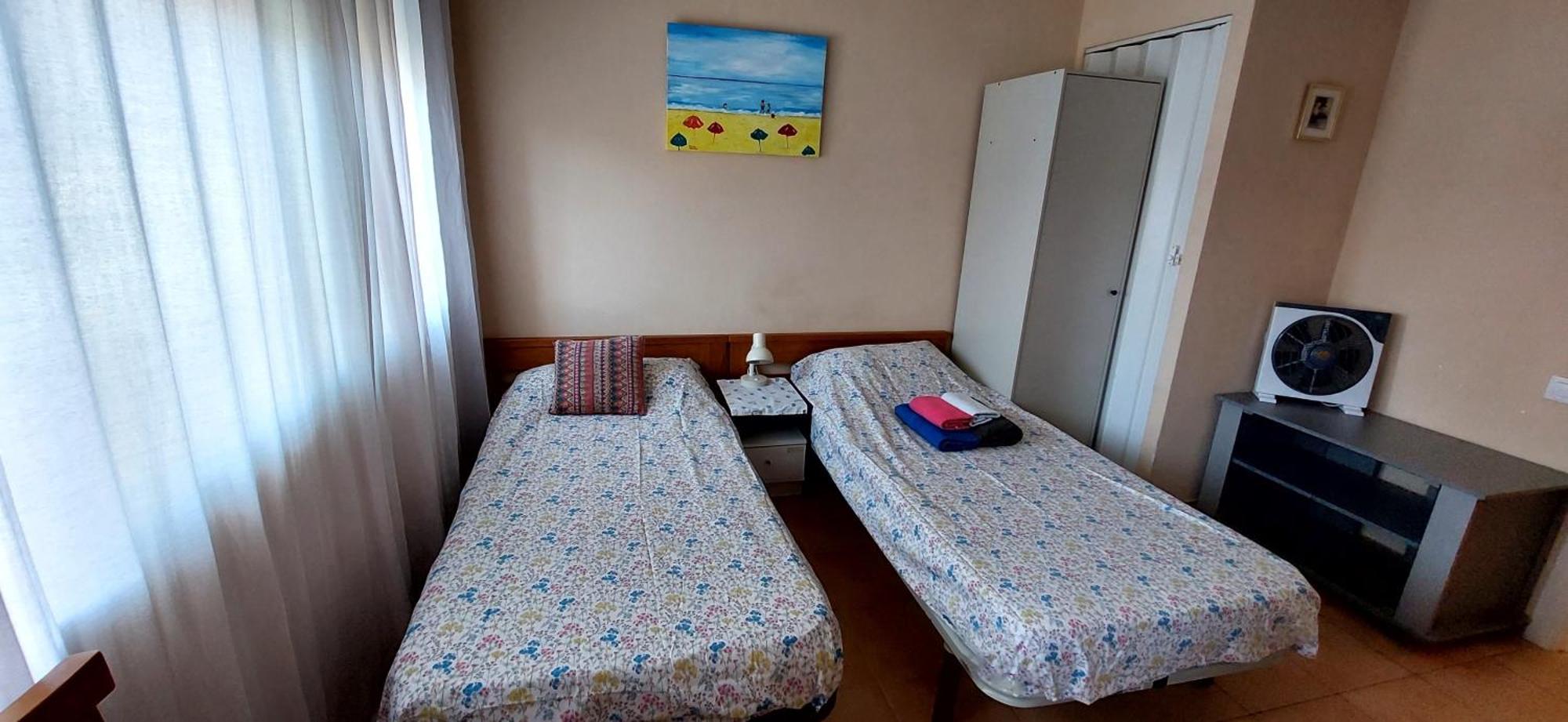 Apartamentos con patio Alicante Esterno foto